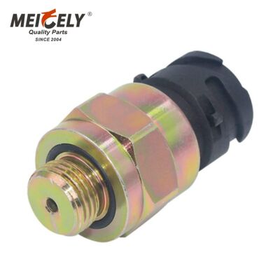 OEM 20424051 Yağ Basıncı Algılayıcı Ağır Güçlü Kamyon Parçaları İçin Yüksek Performanslı Motor Basıncı Algılayıcı