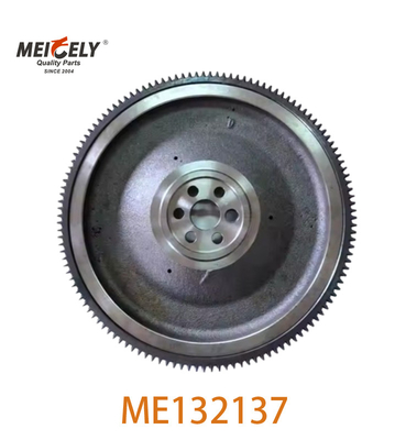 ME132137 Uçan Tekerlek 6D16 6D17 MITSUBISHI FUSO Kamyonlar için