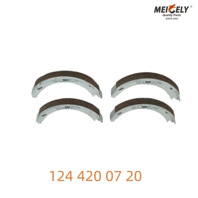 124 420 07 20 OEM Park Frenleri Mercedes-Benz için ayakkabı seti