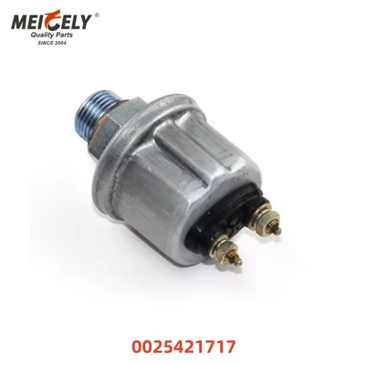 Dizel jeneratör parçaları yağ basıncı sensörü OEM 0025421717 0015424917 Mercedes Benz için